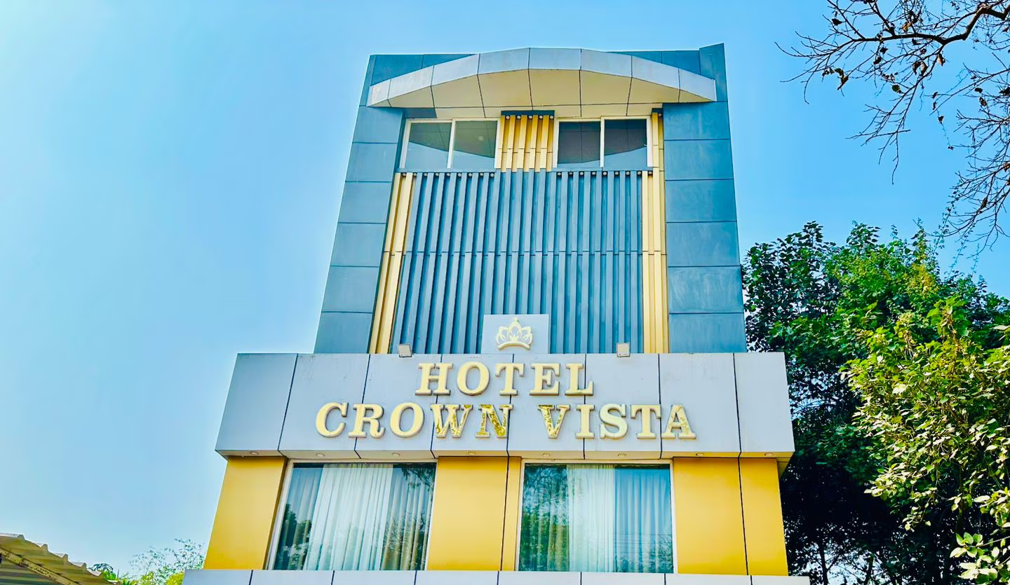 Hotel Crown Vista